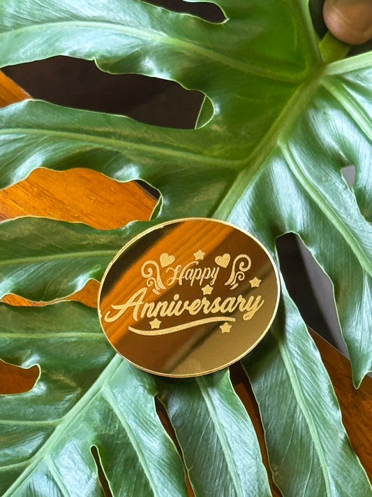 Anniversary Topper