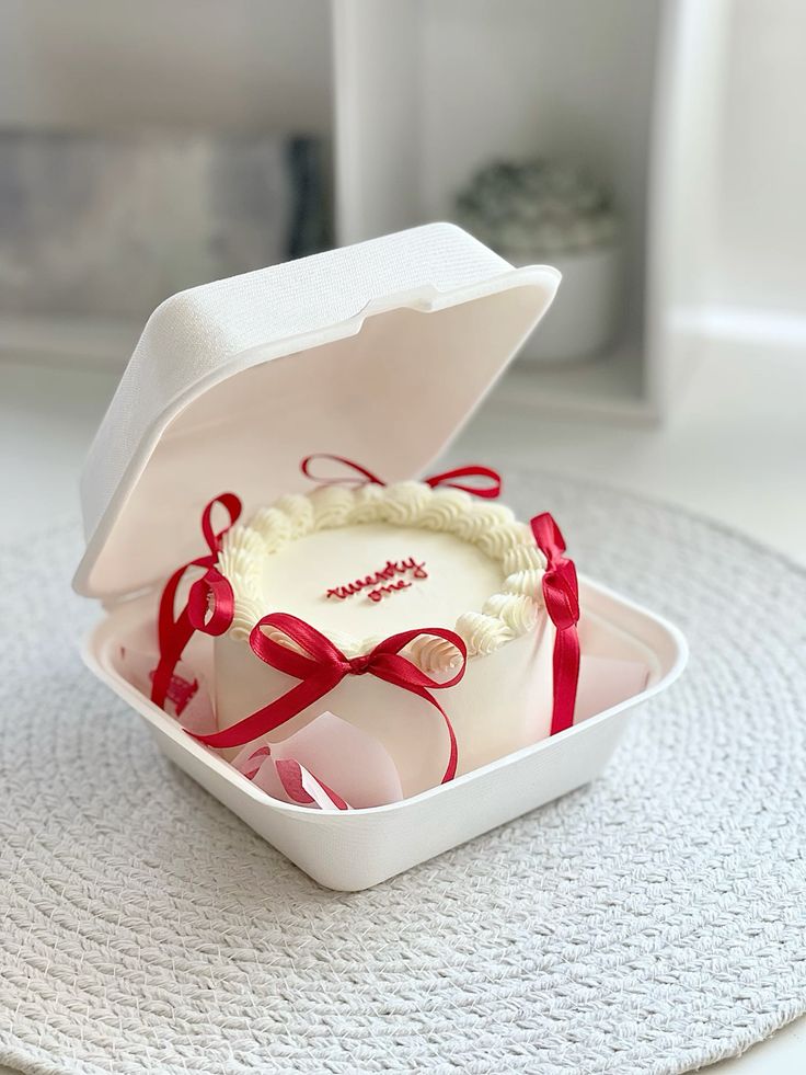 Bagasse clamshell (6×6 inch)