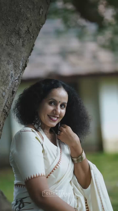 Traditional Pattern Kerala Saree